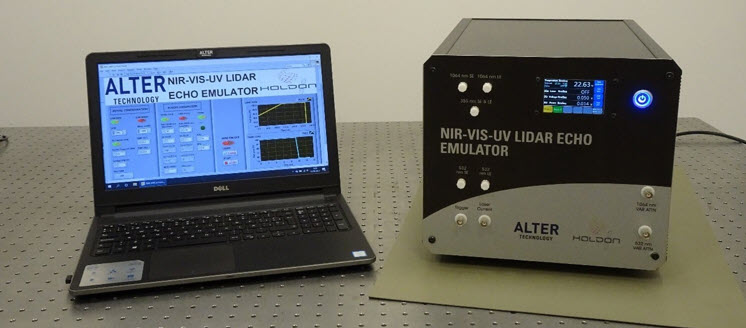 Figure 2. NIR-VIS-UV LEE module: hardware and software.