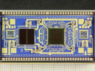 Hybrid-device-after-the-opening-process-DPA