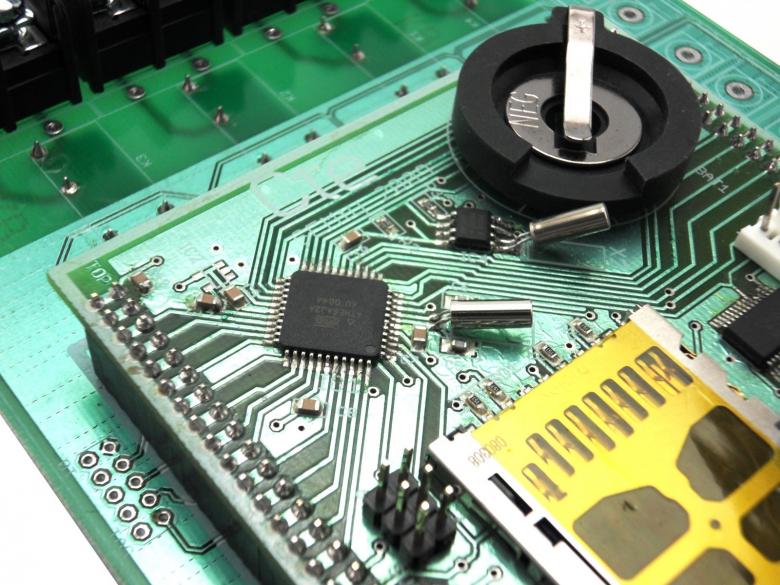 Microchipelectroninc-card-1