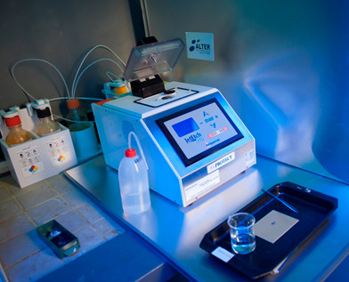 Wet-chemical-jet-etching