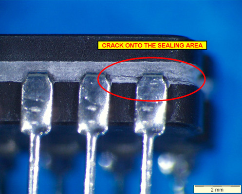 Crack-onto-the-sealing-area-